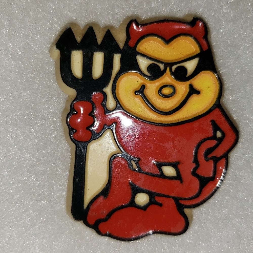 Hallmark Vintage Valentine Devil Pin